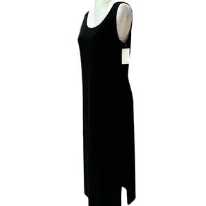 Jessica Howard black velvet gown